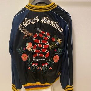 Gucci silk bomber size 52
